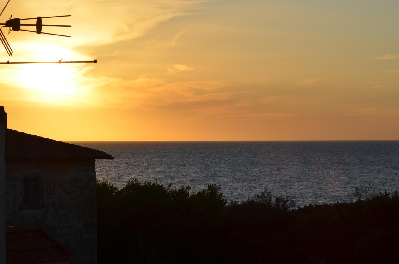 Paradiso Hotel 3*