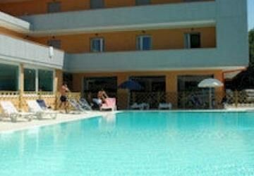 Hotel Paradiso