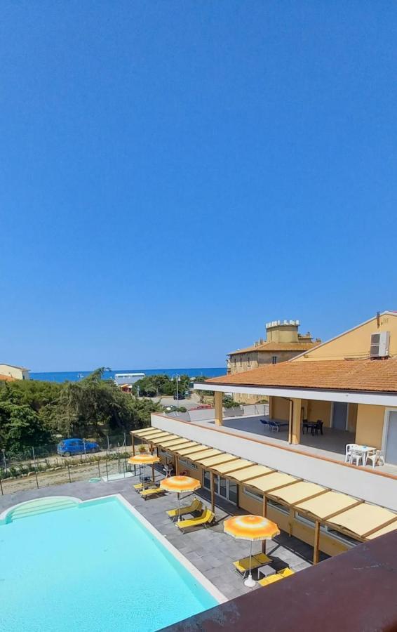 Hotel Paradiso 3*