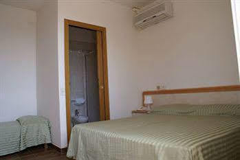 Hotel Paradiso
